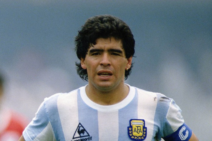 NÓNG: Danh thủ Diego Maradona đột ngột qua đời ở tuổi 60 - Ảnh 1.