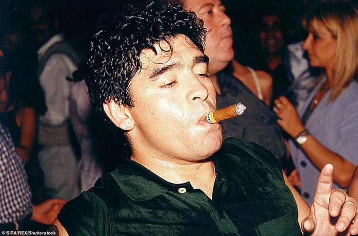 Cuộc đời Diego Armando Maradona qua những tấm ảnh để đời (1960-2020) - Ảnh 16.