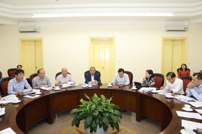 Phó Thủ tướng Thường trực chỉ đạo xử lý một số dự án kém hiệu quả ngành Công Thương - Ảnh 1.