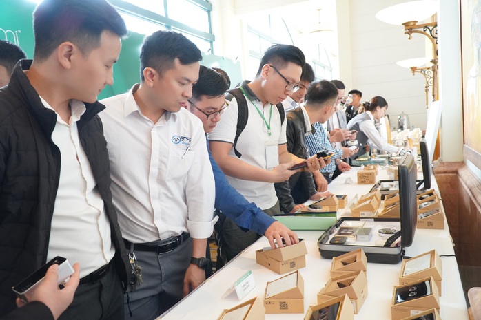 Nhà thông minh Lumi ra mắt giải pháp chiếu sáng thông minh - Ảnh 4. Nhà thông minh Lumi ra mắt giải pháp chiếu sáng thông minh - Ảnh 4.