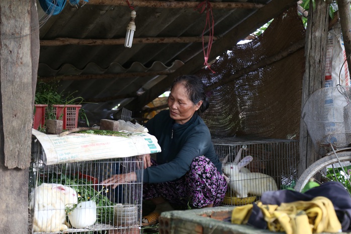 Tổ trưởng dân phố giả chữ ký người dân trong danh sách nhận gạo cứu đói - Ảnh 1.