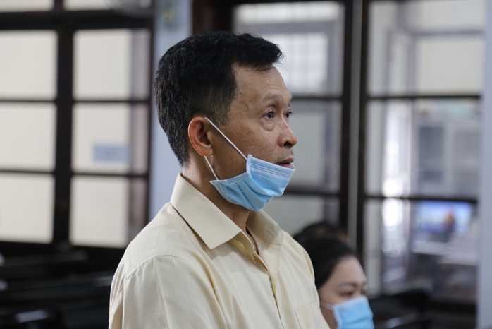 Nguyên giám đốc Sở Ngoại vụ Khánh Hòa bị đề nghị 10-12 năm tù - Ảnh 1.