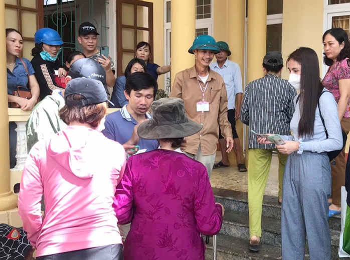 Sau Hương Giang, Thủy Tiên cũng có group anti-fan khủng - Ảnh 2.