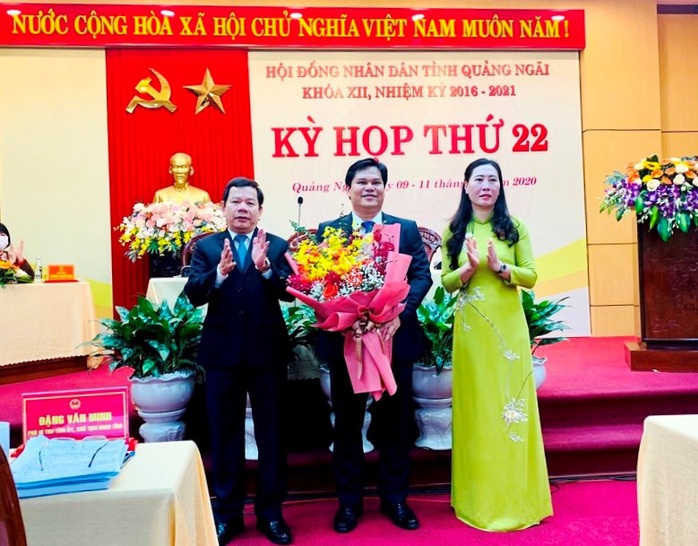 Quảng Ngãi có Phó Chủ tịch UBND tỉnh 45 tuổi - Ảnh 1.