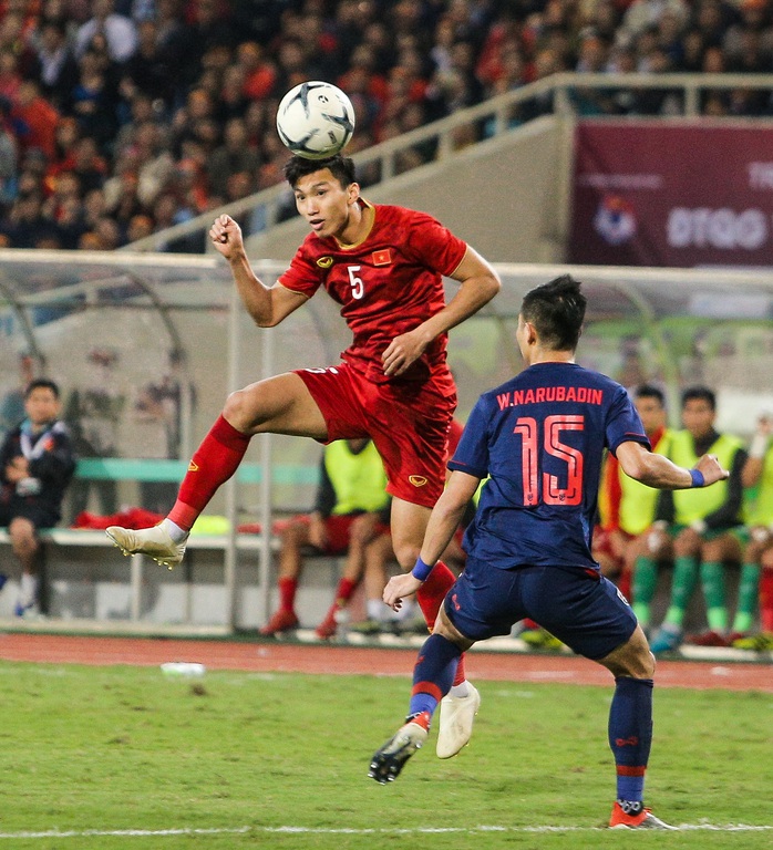 Cần ít nhất 4 tháng để hồi phục, Đoàn Văn Hậu lỡ hẹn tái đấu Malaysia, nhiều trận V-League 2021 - Ảnh 1.