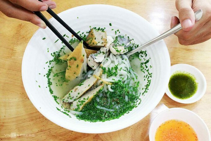 3 địa chỉ bánh canh cho thực khách đổi vị - Ảnh 2. 3 địa chỉ bánh canh cho thực khách đổi vị - Ảnh 2.