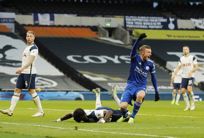 Quật ngã chủ nhà Tottenham, Leicester đòi ngôi nhì Ngoại hạng Anh - Ảnh 4.
