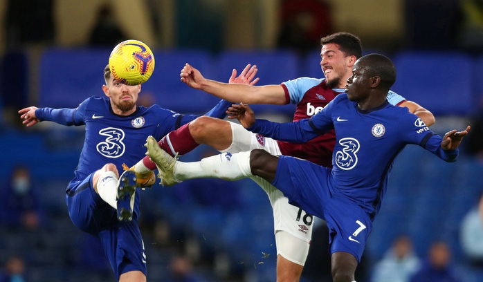 2 phút bắn hạ West Ham, Chelsea bay bổng Top 5 Ngoại hạng - Ảnh 5.