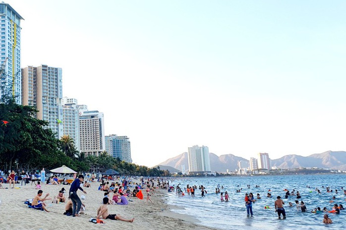 Vì sao căn hộ du lịch view biển luôn khát hàng? - Ảnh 1. Vì sao căn hộ du lịch view biển luôn khát hàng? - Ảnh 1.