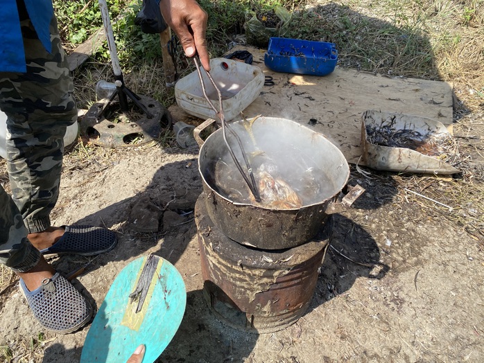 Nhiều điểm bán chim, gà tre tự phát ở TP HCM - Ảnh 5. Nhiều điểm bán chim, gà tỷ lệ kèo nhà cái hôm nay tự phát ở TP HCM - Ảnh 5.