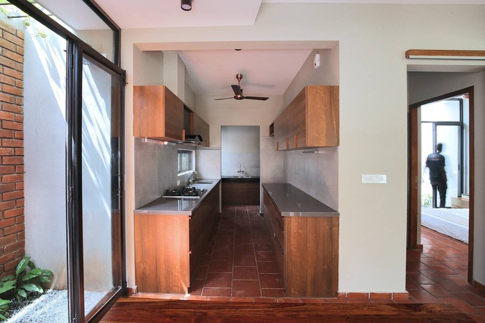 Thiết kế lạ, nhà trong hẻm vẫn thoáng sáng mọi góc - Ảnh 8. Thiết kế lạ, nhà trong hẻm vẫn thoáng sáng mọi góc - Ảnh 8.