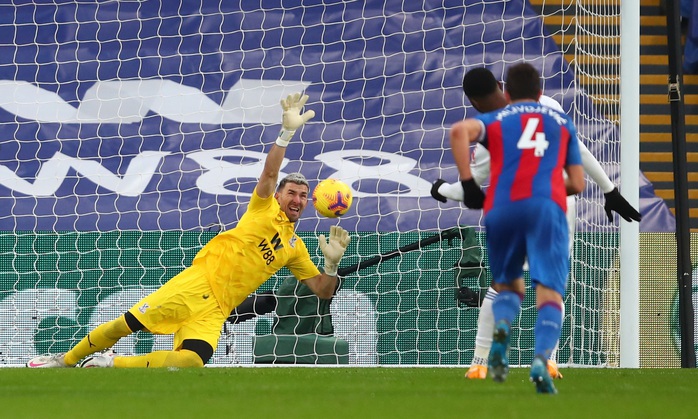 Chelsea lại mất điểm sân nhà, Leicester may mắn thoát hiểm - Ảnh 5.