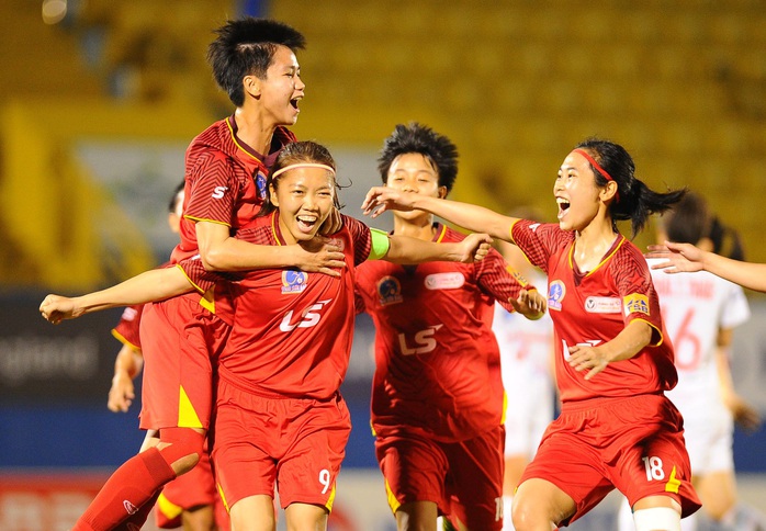Đánh bại Hà Nội 1 Watabe, TP HCM 1 rộng cửa vô địch Giải Bóng đá nữ VĐQG 2020 - Ảnh 3.