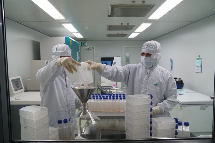 Việt Nam thử nghiệm vắc-xin Covid-19 trên người - Ảnh 1.