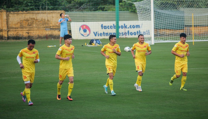 Tài năng trẻ đang lên Nguyễn Hai Long tiếc nuối chia tay đội tuyển vì chấn thương - Ảnh 8.