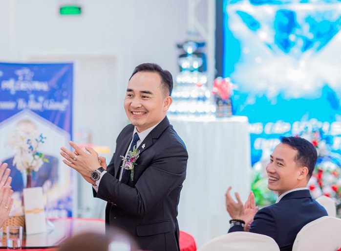 Thành công đến từ tình yêu nghề và lòng quyết tâm - Ảnh 2. Thành công đến từ tình yêu nghề và lòng quyết tâm - Ảnh 2.