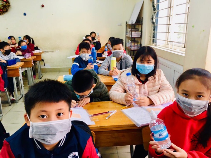 Hà Nội quyết định cho học sinh nghỉ học tránh virus corona - Ảnh 1.