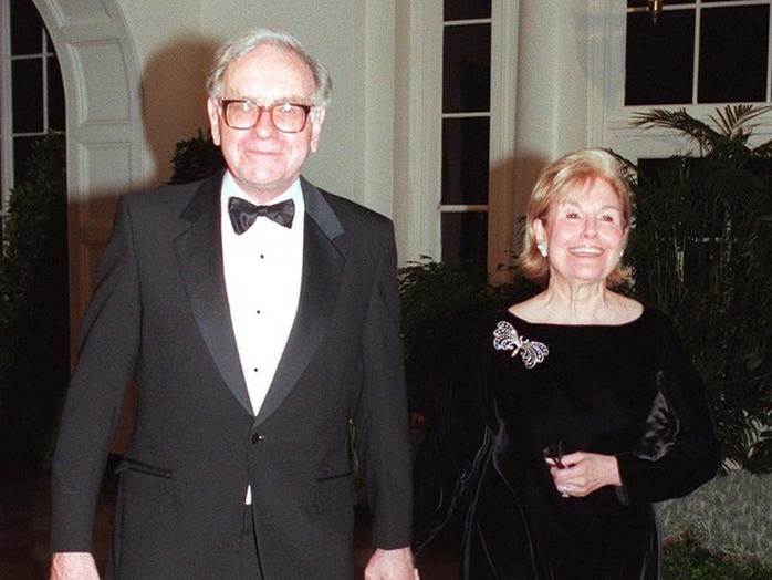 Cuộc hôn nhân kỳ lạ của tỷ phú Warren Buffett - Ảnh 5.