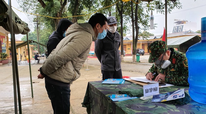 Người phụ nữ Hải Phòng trốn khỏi khu cách ly virus corona được đưa đến khu cách ly khác - Ảnh 1.