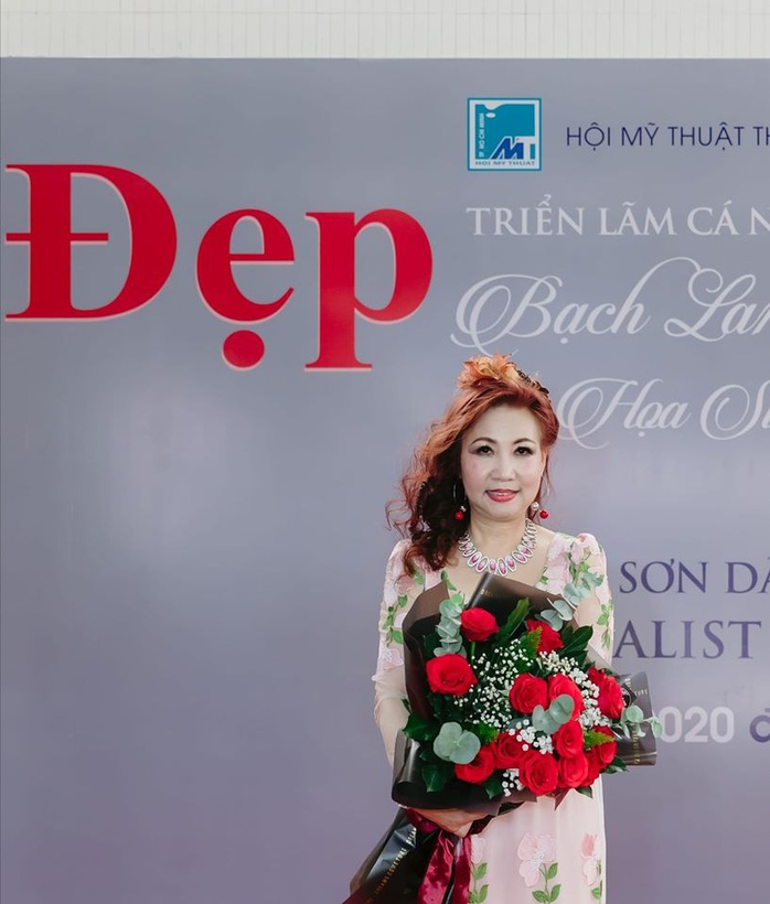 Tan chảy với tranh sơn dầu vẻ đẹp thiếu nữ của họa sĩ Bạch Lan - Ảnh 1.