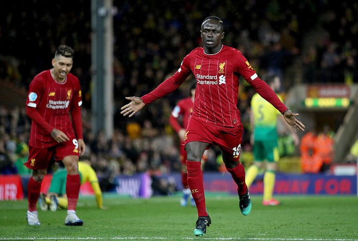 Hung thần trở lại, Liverpool thăng hoa tại Carrow Road - Ảnh 7.