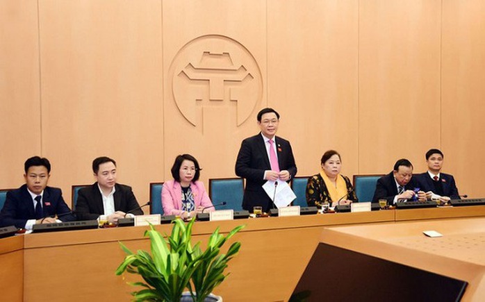 Ủy ban Thường vụ QH phê chuẩn chức danh mới của tân Bí thư Thành ủy Hà Nội Vương Đình Huệ - Ảnh 1.