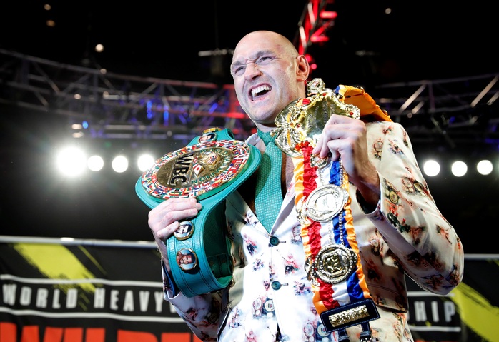 Tyson Fury hạ knock-out Wilder, đoạt đai vô địch WBC - Ảnh 6.