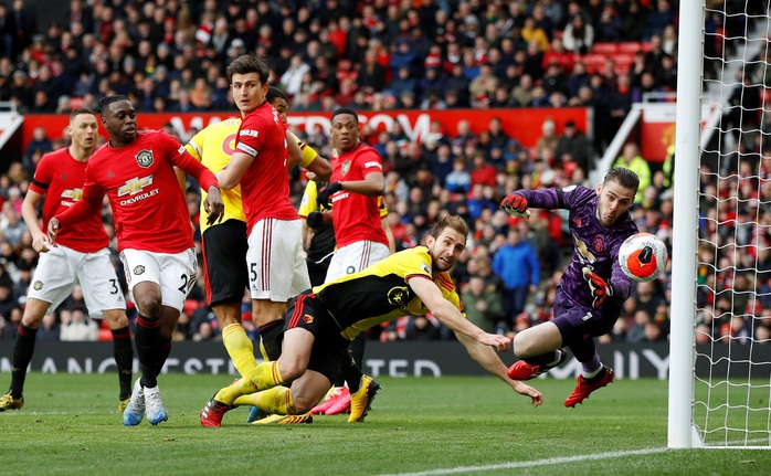 Tân binh Fernandes rực sáng, Man United bay vào Top 5 - Ảnh 4.