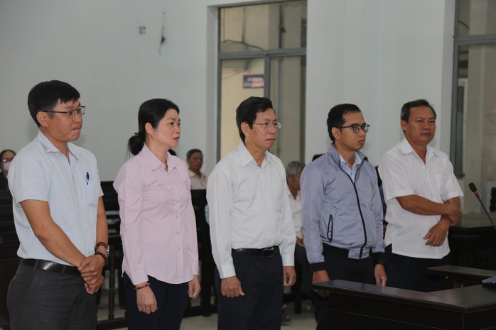 Xét xử Phó chủ tịch UBND TP Nha Trang Lê Huy Toàn - Ảnh 2.