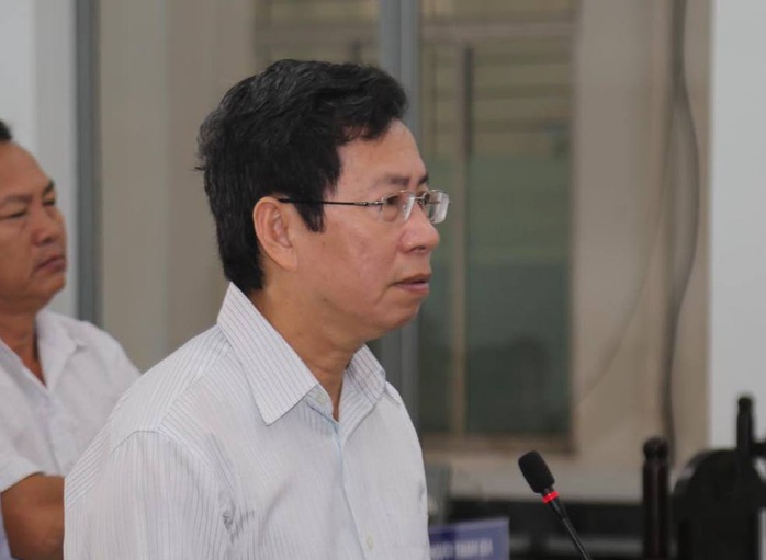 Xét xử Phó chủ tịch UBND TP Nha Trang Lê Huy Toàn - Ảnh 1.