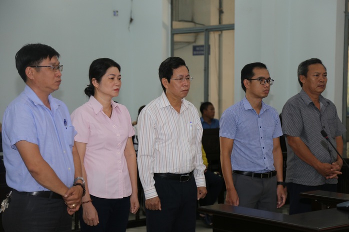 Phó chủ tịch TP Nha Trang bị phạt 9 tháng tù - Ảnh 1.