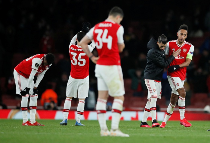 Đương kim á quân Arsenal bị loại sốc vòng knock-out Europa League - Ảnh 9.