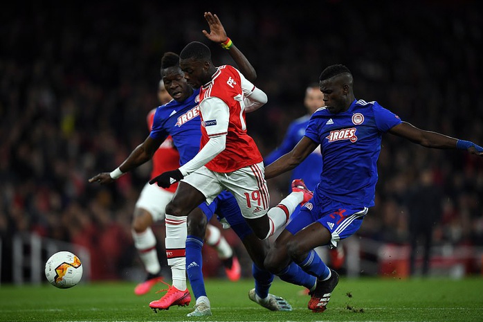 Đương kim á quân Arsenal bị loại sốc vòng knock-out Europa League - Ảnh 2.