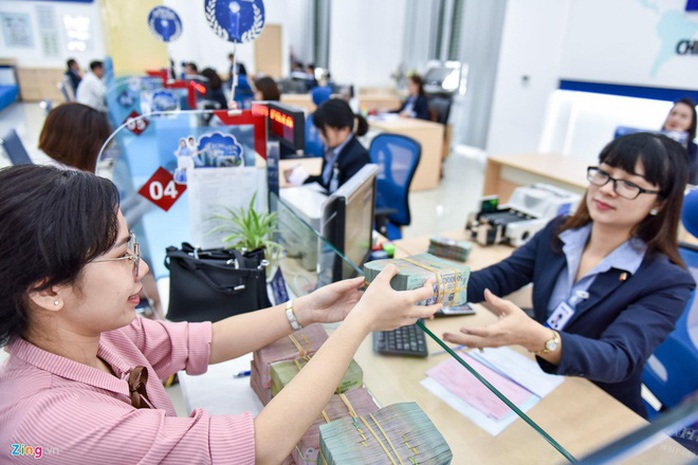 Người dân gửi tiền nhiều nhất vào ngân hàng nào? - Ảnh 1. Người dân gửi tiền nhiều nhất vào ngân hàng nào? - Ảnh 1.