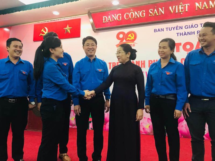 Sắt son niềm tin với Đảng - Ảnh 1.