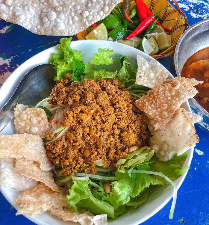 Những món ăn không nên bỏ qua khi đến Quy Nhơn - Ảnh 8.
