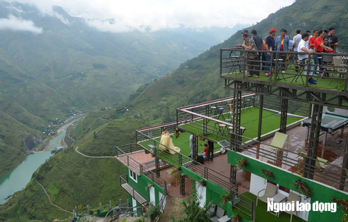 Hà Giang không phá dỡ toàn bộ Panorama, cải tạo thành điểm dừng chân ngắm cảnh - Ảnh 2.