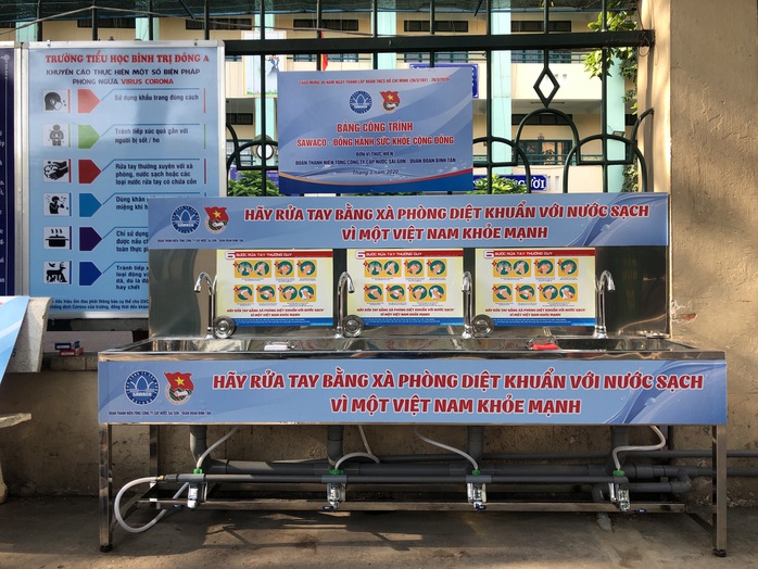 Sawaco thực hiện công trình bồn nước sạch rửa tay hưởng ứng tháng thanh niên 2020 - Ảnh 1. Sawaco thực hiện công trình bồn nước sạch rửa tay hưởng ứng tháng thanh niên 2020 - Ảnh 1.