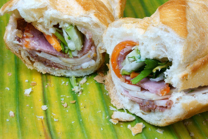 5 đặc sản bánh mì từ Bắc vào Nam - Ảnh 5. 5 đặc sản bánh mì từ Bắc vào Nam - Ảnh 5.