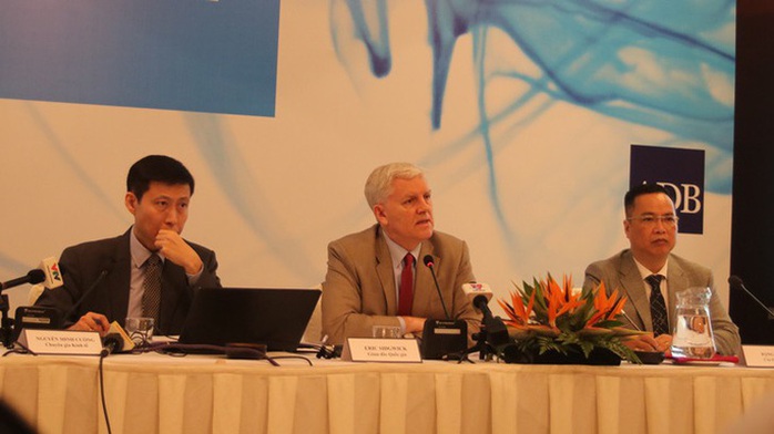 Chủ tịch ADB đề xuất hỗ trợ Việt Nam ứng phó Covid-19 trong gói hỗ trợ 6,5 tỉ USD - Ảnh 1.