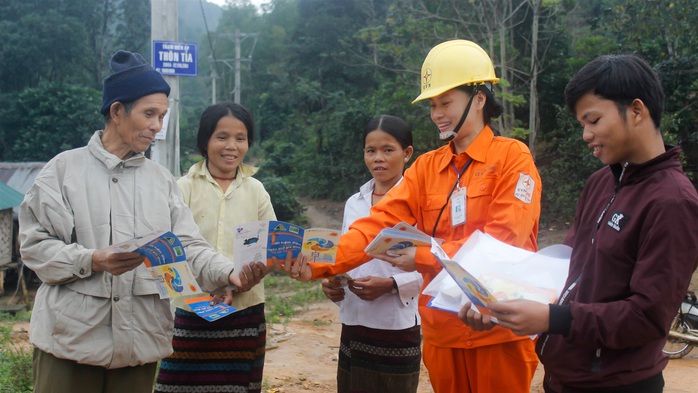 EVNCPC: Quyết liệt nhiều giải pháp tiết kiệm điện - Ảnh 2.