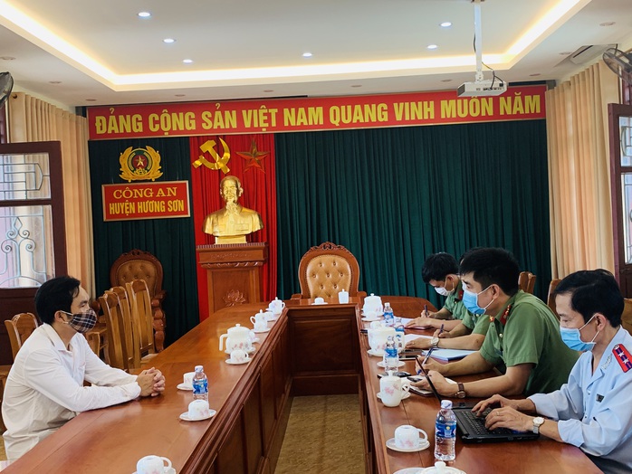 Đưa tin sai sự thật gây hoang mang về dịch Covid-19, thầy giáo THPT bị phạt 10 triệu đồng - Ảnh 1.