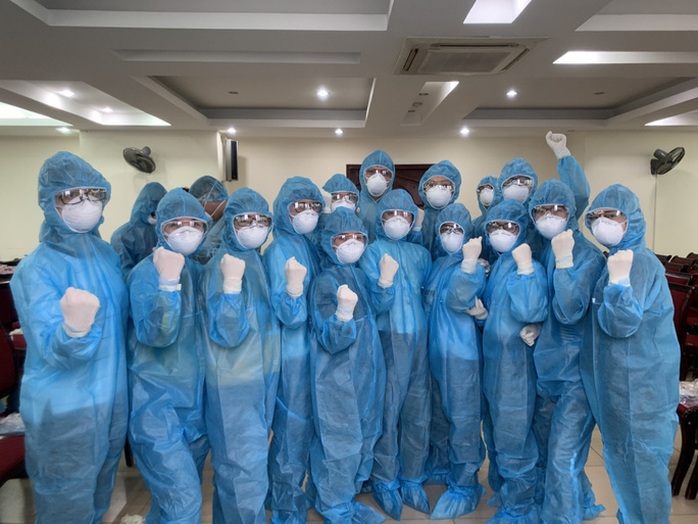 Ngăn sự lây lan từ ổ dịch Covid-19 tại Bệnh viên Bạch Mai, ĐH Y Hà Nội cho sinh viên nghỉ học - Ảnh 1.