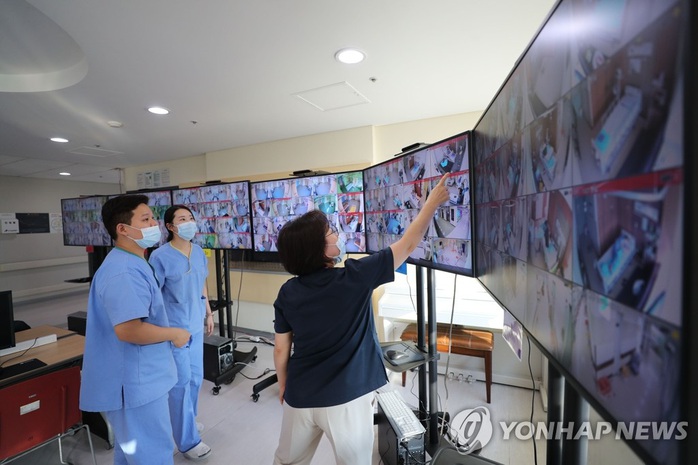 Covid-19: Số ca nhiễm mới tiếp tục giảm ở Hàn Quốc - Ảnh 1.