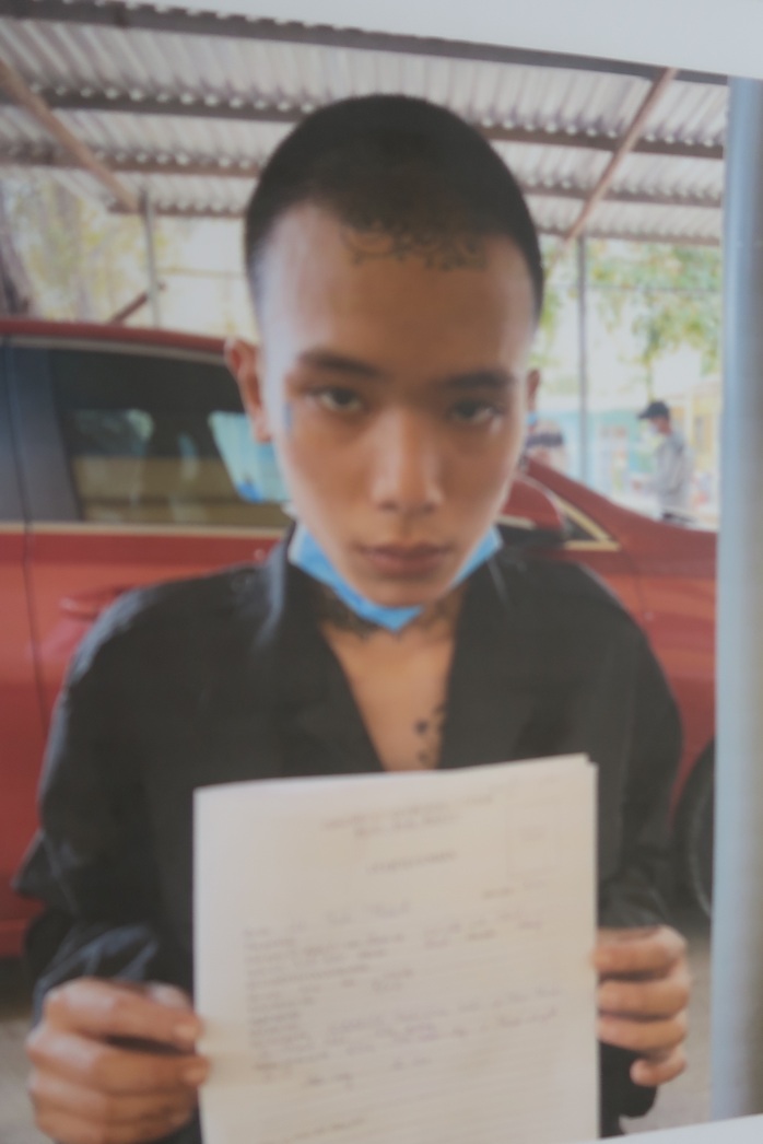 Bắt 2 kẻ lột đồ cô gái rồi cướp xe ở Bình Thạnh, TP HCM - Ảnh 3.