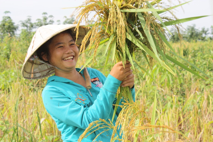 Cán bộ làm mẫu, dân làm theo - Ảnh 3.