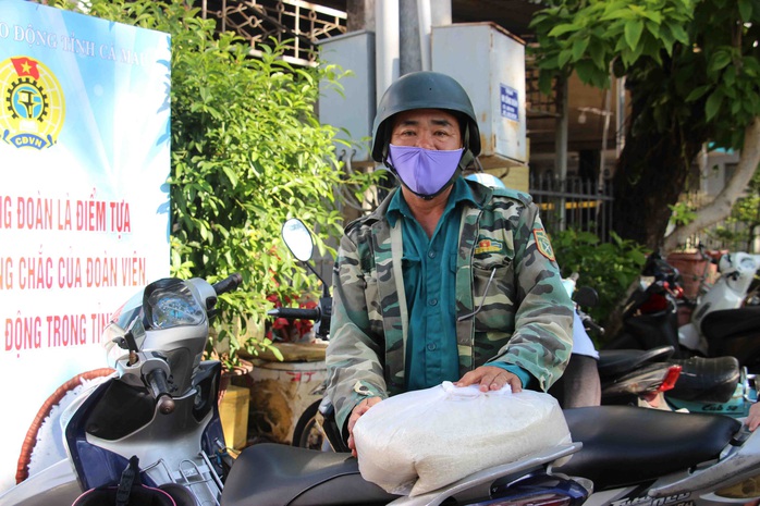 “ATM gạo” giúp mát lòng người nghèo vùng hạn mặn ở Cà Mau, Bạc Liêu và Kiên Giang - Ảnh 6.