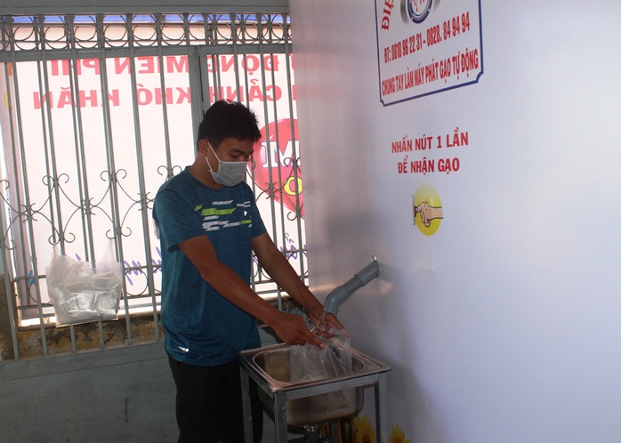 “ATM gạo” giúp mát lòng người nghèo vùng hạn mặn ở Cà Mau, Bạc Liêu và Kiên Giang - Ảnh 27.