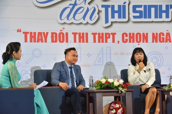 Trực tuyến Đưa trường học đến thí sinh: Thay đổi trong thi THPT, chọn nguyện vọng ra sao? - Ảnh 12.