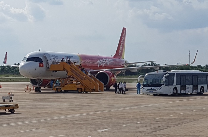 105 người Việt Nam về nước tại sân bay Cần Thơ - Ảnh 3.